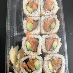 Spicy Salmon Roll