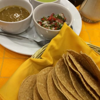 La Chata - Totopos - Mexican Near Me - Guadalajara, JAL