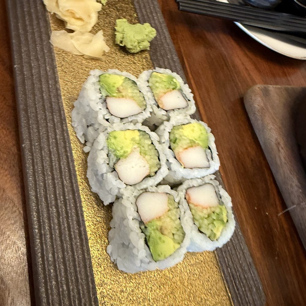 At The Rooftop - California Roll - Cocktail Bars Near Me - Canton, Connecticut