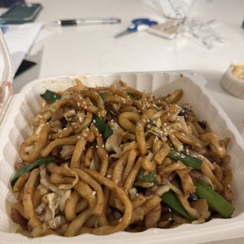 Kevin's Kitchen - Some kind of noodles. Was quite good and a decent sized portion. - Hong Kong Style Cafe Near Me - Honolulu, Hawaii Kevin's Kitchen - Some kind of noodles. Was quite good and a decent sized portion. - Hong Kong Style Cafe Near Me - Honolulu, Hawaii