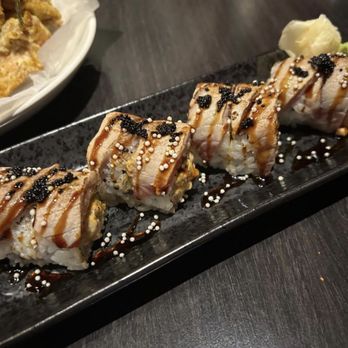 Izakaya Tora - Sushi roll - Sushi Bars Near Me - Las Vegas, Nevada Izakaya Tora - Sushi roll - Sushi Bars Near Me - Las Vegas, Nevada