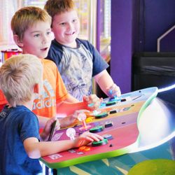 Grand Slam Family Fun Center - Arcade