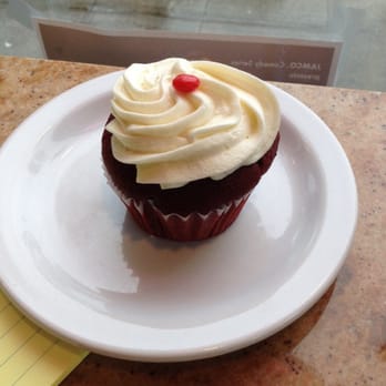 Common Ground Coffee & Cupcakes - Red velvet - Coffee & Tea Near Me - Renton, Washington