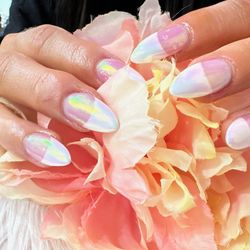 Queen Nails & Spa