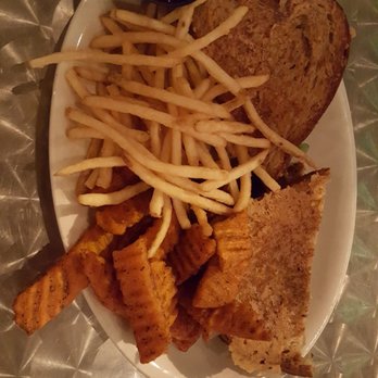 Perfect Pear Bistro - Bacon & Jalapeño grilled cheese, $9.49 (with half-and-half regular/sweet potato fries) - New American Near Me - Tempe, Arizona Perfect Pear Bistro - Bacon & Jalapeño grilled cheese, $9.49 (with half-and-half regular/sweet potato fries) - New American Near Me - Tempe, Arizona