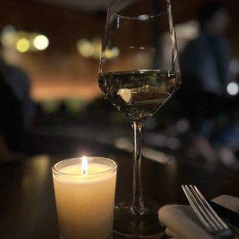 Bourbon N' Bubbles - Bars Near Me - Charleston, South Carolina