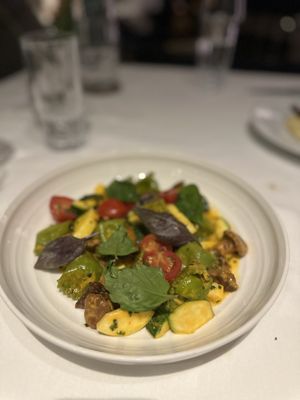 THE CHASTAIN - Restaurant by null