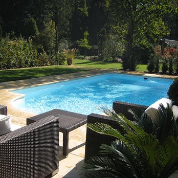 Desjoyaux Pools - Pool & Hot Tub Service Near Me - Haslemere, SRY Desjoyaux Pools - Pool & Hot Tub Service Near Me - Haslemere, SRY
