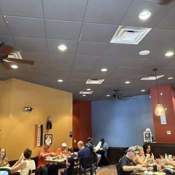 Famous Toastery - Inside - Breakfast & Brunch Near Me - Charlotte, North Carolina Famous Toastery - Inside - Breakfast & Brunch Near Me - Charlotte, North Carolina