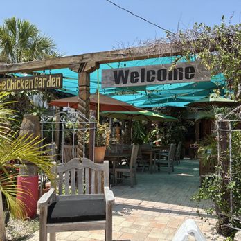 Jardin De Pollos - Front entrance - Latin American Near Me - Dunedin, Florida
