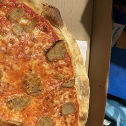 Attilio's Pizzeria - Large pie