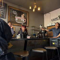 Café Avellaneda - Dentro