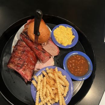 Hickory Park Restaurant Co. - American Near Me - Ames, Iowa