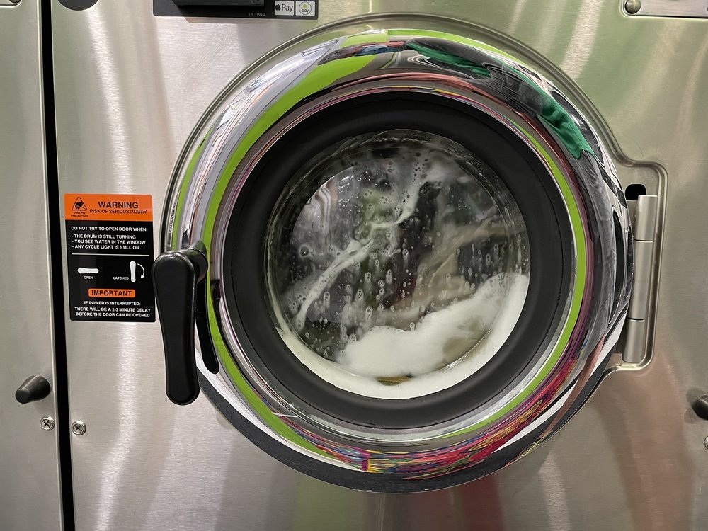 THE LAUNDRY ROOM Updated September 2024 7231 42nd Ave N, New Hope