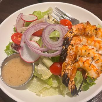 Weber Grill Restaurant - Mixed Green Salad- Side - Barbeque Near Me - Chicago, Illinois