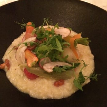 Le Cinq - Mushroom risotto w baby veggies like carrots, turnips, tomatoes & peapods. - French Near Me Le Cinq - Mushroom risotto w baby veggies like carrots, turnips, tomatoes & peapods. - French Near Me