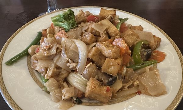 Manee Thai Cuisine Indy by null