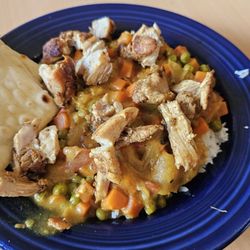 Pitas In Paradise - Chicken Curry Bowl 1/2