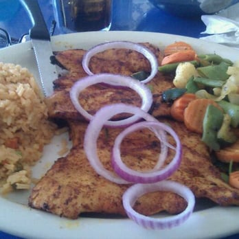 La Calle Doce - Mexican Near Me - Dallas, Texas
