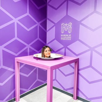 Museum of Illusions - Bloomington - Museums Near Me - Bloomington, Minnesota Museum of Illusions - Bloomington - Museums Near Me - Bloomington, Minnesota