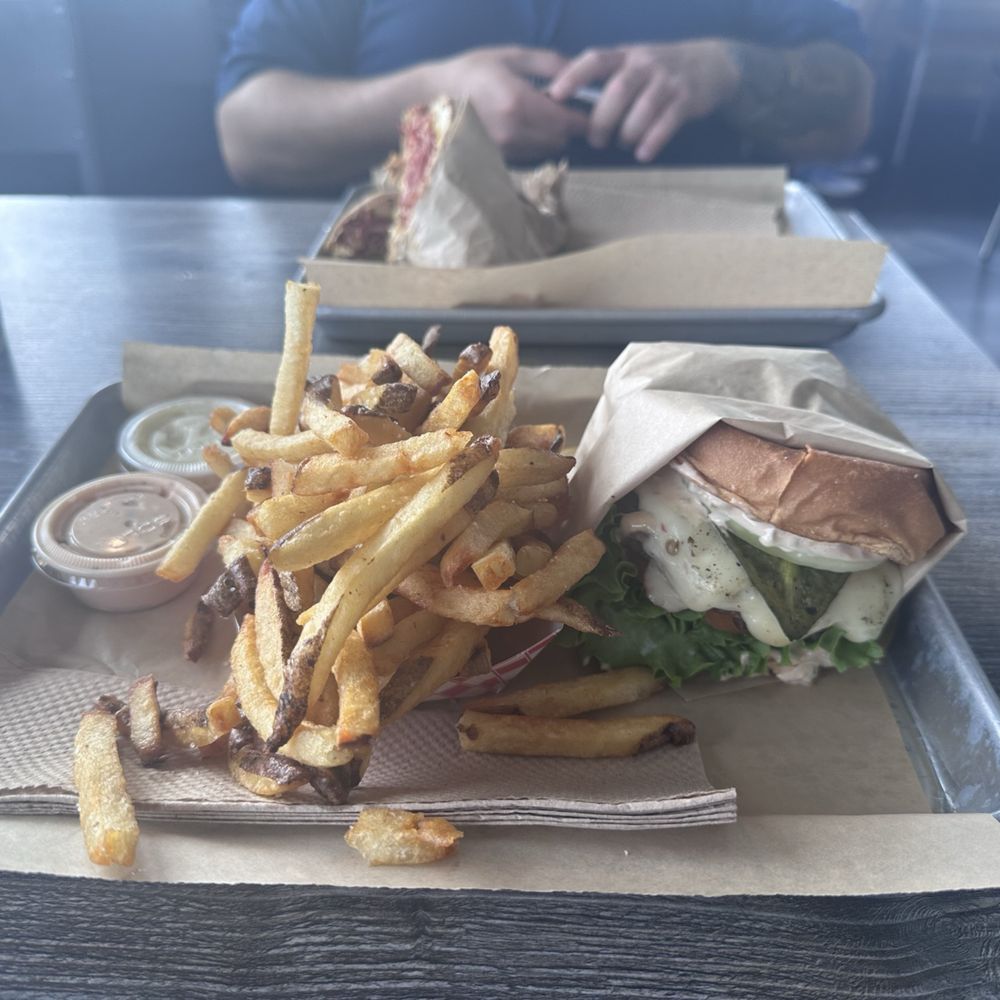 Apollo Restaurant - Mexican burger - Burgers Near Me - Victorville, California Apollo Restaurant - Mexican burger - Burgers Near Me - Victorville, California