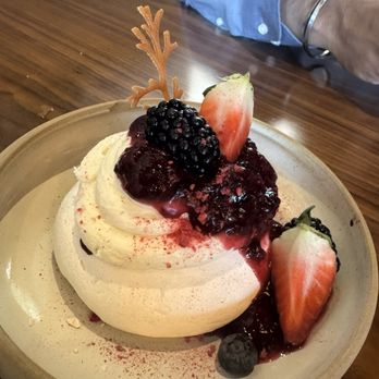 Il Girasole - Pavlova - Italian Near Me - Costa Mesa, California Il Girasole - Pavlova - Italian Near Me - Costa Mesa, California