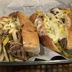 Aunt Louise's Pizzeria - Philly Cheesesteak deluxe add banana peppers - amazing