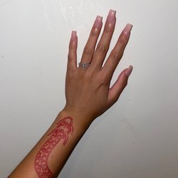 Cascade Nails