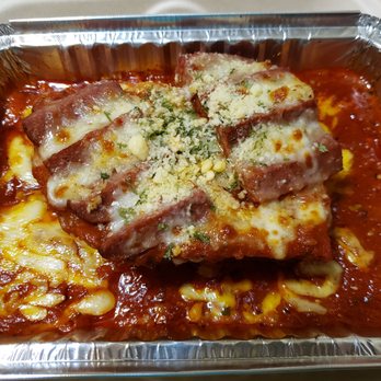 Amina Pizzeria - Sausage with garlic & lasagna - Pizza Near Me - Honolulu, Hawaii Amina Pizzeria - Sausage with garlic & lasagna - Pizza Near Me - Honolulu, Hawaii
