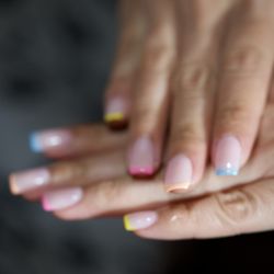 Simply Nails