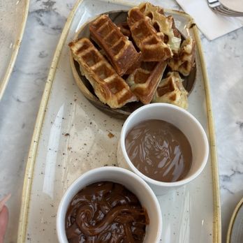 Heavenly Desserts - Desserts Near Me - Mississauga, Ontario