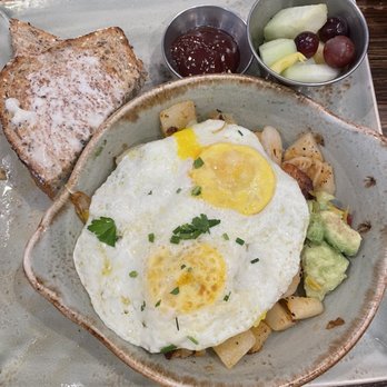 First Watch - Farmhouse Hash - Breakfast & Brunch Near Me - Fairfax, Virginia First Watch - Farmhouse Hash - Breakfast & Brunch Near Me - Fairfax, Virginia