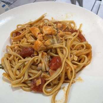 Le Pecheur - Seafood Near Me - Forest, BRU