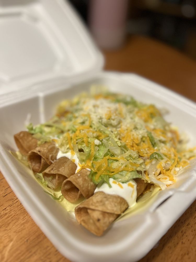 La Esquina Mexican Grill