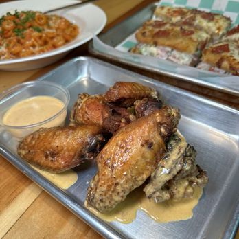 Crust Issues - Peri peri wings - Pizza Near Me - Norwalk, Connecticut
