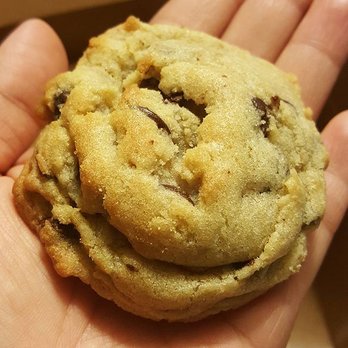 Hello Robin - Delicious chocolate chip cookie! - Bakeries Near Me - Seattle, Washington Hello Robin - Delicious chocolate chip cookie! - Bakeries Near Me - Seattle, Washington