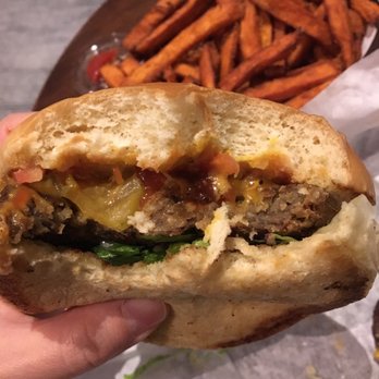 Arlo's Junior - Burgers Near Me - Austin, Texas Arlo's Junior - Burgers Near Me - Austin, Texas