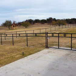 Family Ties Construction - Best Pipe Fencing in DFW area.
