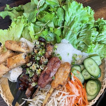 Saigon Blvd - Platter B - Vietnamese Near Me - Cupertino, California