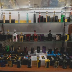Uncle Stu's Smoke & Vape - South Elgin - We carry all the latest and best vapes, pod systems, mods and more.