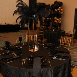 Glitz of Atlanta - 2 tables had feathers and that's it