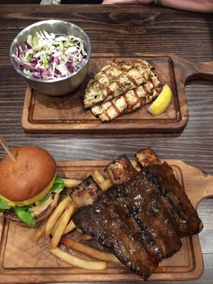 Ribs & Burgers Woolloongabba by null