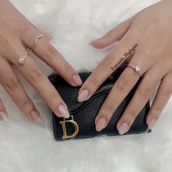 Tonton Nail Bar - Builder gel nails.
