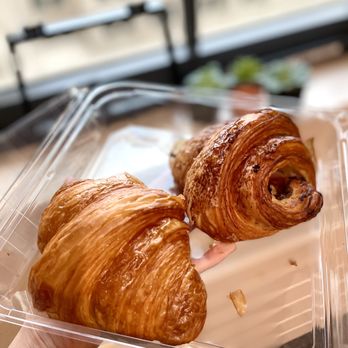 Manresa Bread - Plain croissant & Pretzel, Ham, and Cheese croissant - Bakeries Near Me - Los Altos, California Manresa Bread - Plain croissant & Pretzel, Ham, and Cheese croissant - Bakeries Near Me - Los Altos, California