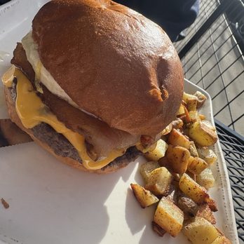 Bluebird Cafe - BREAKFAST * Beer Bacon, American, Fried Cage Free Egg, Bacon Hash Cake, Burger Aioli, Grilled Bun - Breakfast & Brunch Near Me - Thornton, Colorado
