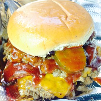 Levee Break Grill - BBQ Bacon Cheeseburger - Food Trucks Near Me - Cleveland, Mississippi Levee Break Grill - BBQ Bacon Cheeseburger - Food Trucks Near Me - Cleveland, Mississippi