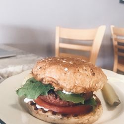 Welbeze Juice + Eatery - Beyond burger (can be vegan) -- delicious