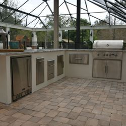 Orlando Outdoor Living - Custom Outdoor Kitchen