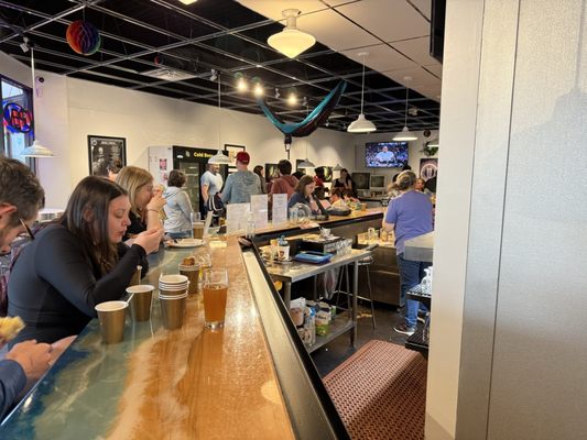Beer Tooth Taproom by null