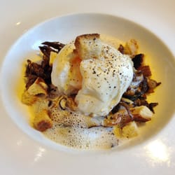 Café Bonne Biere - Oeuf poché et poêlée de champignons